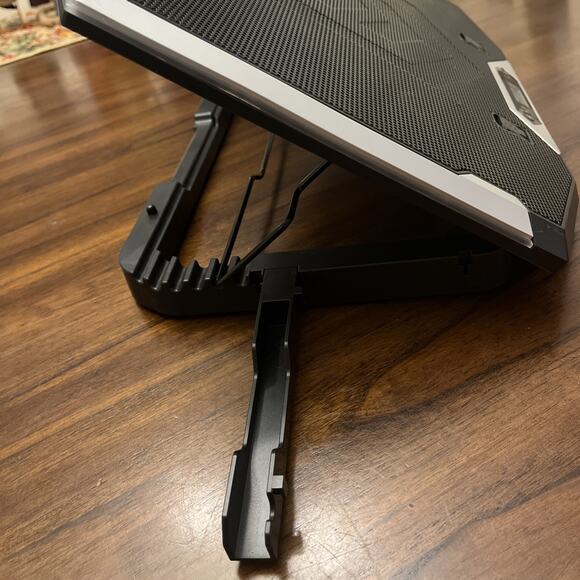 Topmate C11 Cooling Adjust Gaming Laptop Pad RGB Breathing LEDs W/ Phone Stand - Picture 6 of 10